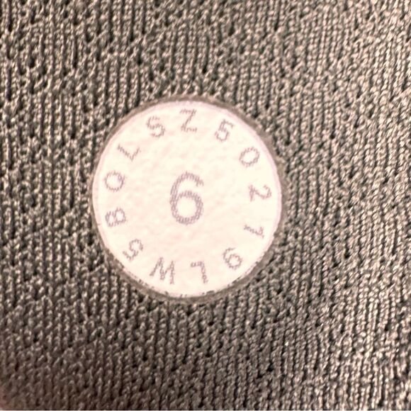 Lululemon Bootcamp Ready High Rise Everlux Workout Tights Leggings. 6. - Picture 10 of 10